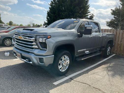 Sterling Gray Metallic 2024 Chevrolet Silverado 3500 High Country
