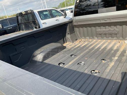 Sterling Gray Metallic 2024 Chevrolet Silverado 3500 High Country