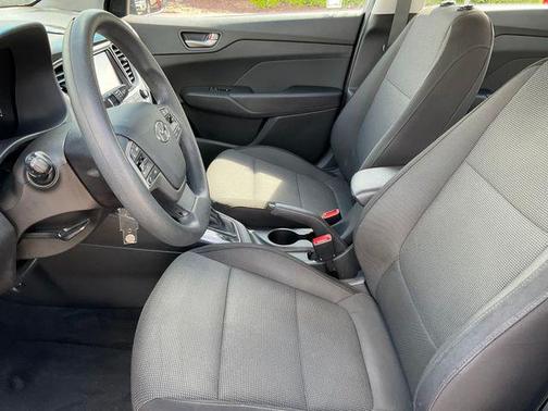 Urban Gray 2018 Hyundai Accent SEL