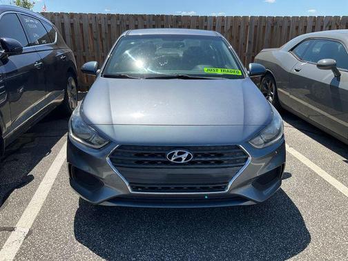 Urban Gray 2018 Hyundai Accent SEL
