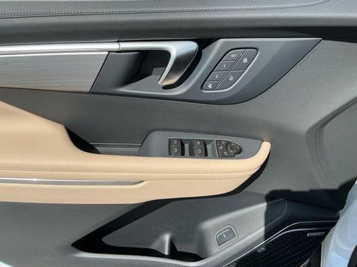 summit white 2026 Buick Enclave Preferred
