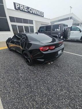 2022 Chevrolet Camaro RWD Coupe LT1