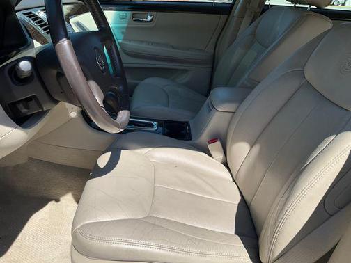 Black Raven 2011 Cadillac DTS Base