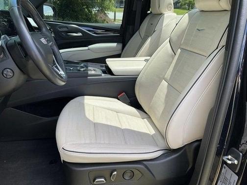 2022 Cadillac Escalade Sport