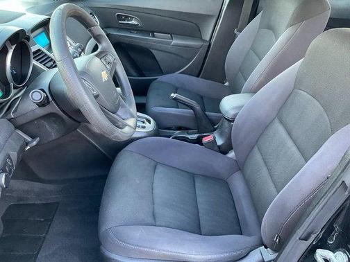 2015 Chevrolet Cruze 1LT