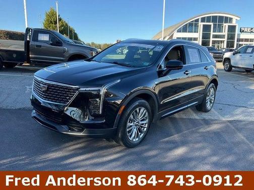 2025 Cadillac XT4 Premium Luxury