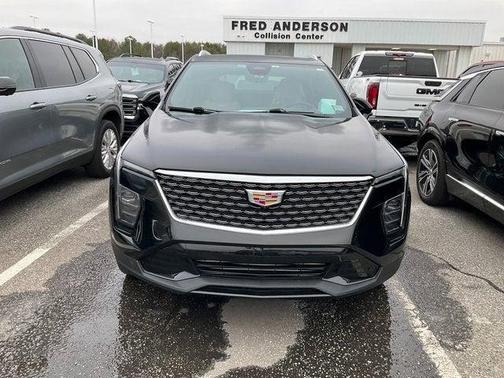 2025 Cadillac XT4 Premium Luxury