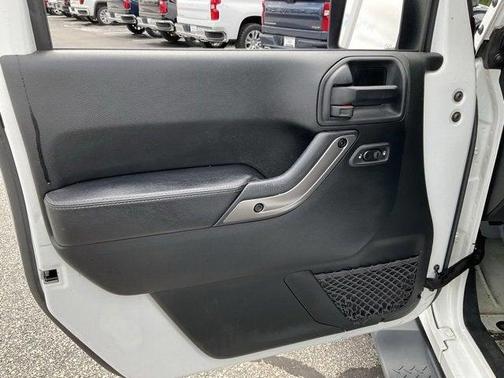 2018 Jeep Wrangler JK Unlimited Altitude