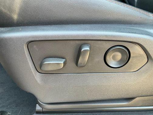 Deep Bronze Metallic 2023 GMC Sierra 1500 AT4