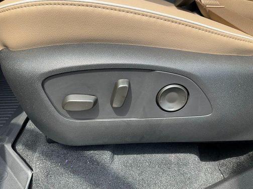 moonstone gray metallic 2026 Buick Enclave Preferred