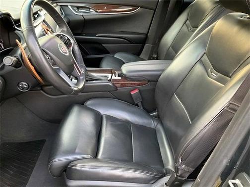 2013 Cadillac XTS Luxury