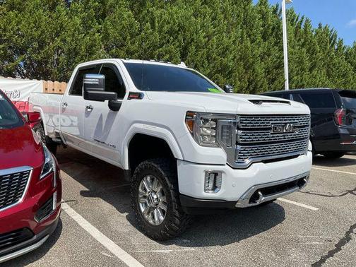 Summit White 2026 Chevrolet Silverado 2500 LT