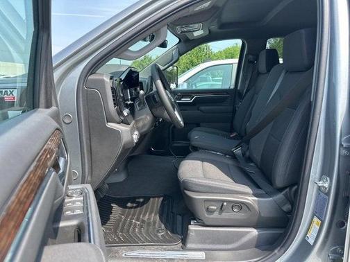 2025 GMC Sierra 2500 SLE