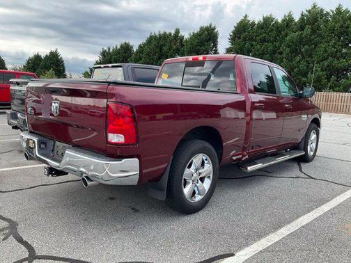 Delmonico Red Pearlcoat 2019 RAM 1500 Big Horn