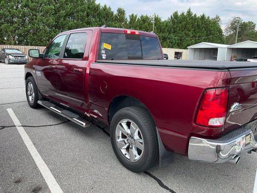Delmonico Red Pearlcoat 2019 RAM 1500 Big Horn