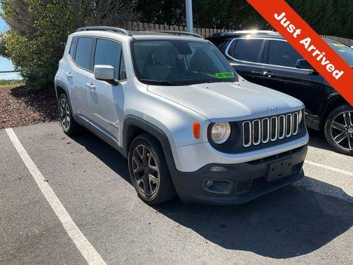 Glacier Metallic 2018 Jeep Renegade Latitude