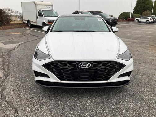 2022 Hyundai SONATA Limited