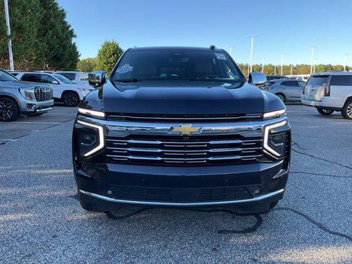 Dark Ash Metallic 2025 Chevrolet Suburban Premier
