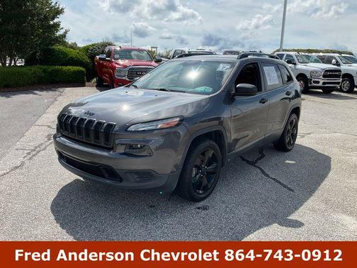 Granite Crystal Metallic Clearcoat 2017 Jeep Cherokee Sport