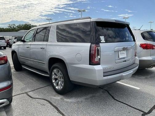 2018 GMC Yukon XL SLT