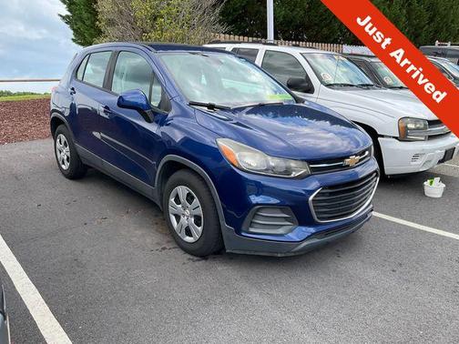 Blue Topaz Metallic 2017 Chevrolet Trax LS