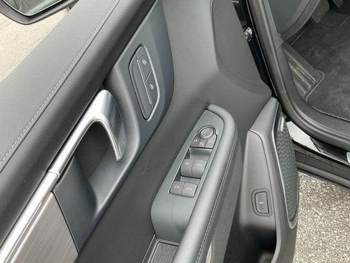 2025 Buick Enclave Preferred FWD