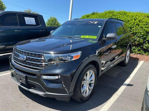 AGATE BLACK METALLIC 2020 Ford Explorer XLT