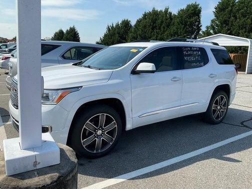 2019 GMC Acadia Denali