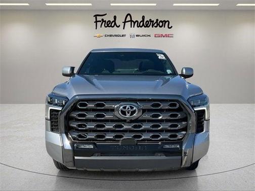 2025 Toyota Tundra Hybrid Platinum