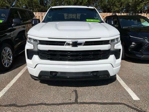 Summit White 2022 Chevrolet Silverado 1500 RST