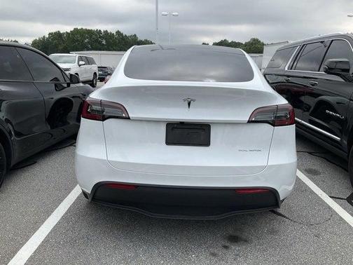 2023 Tesla Model Y Long Range Dual Motor All-Wheel Drive