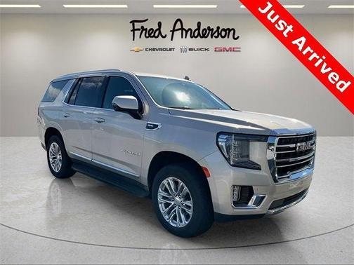 2023 GMC Yukon SLT