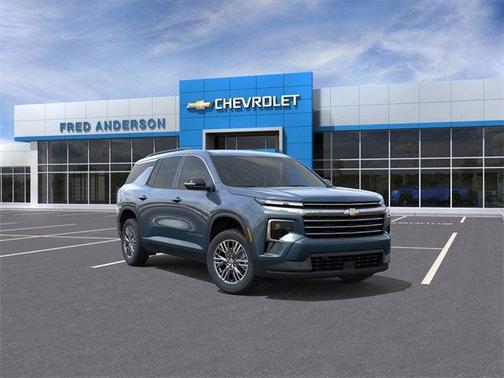 2025 Chevrolet Traverse LT
