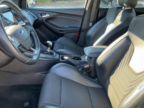 2016 Ford Focus RS Base