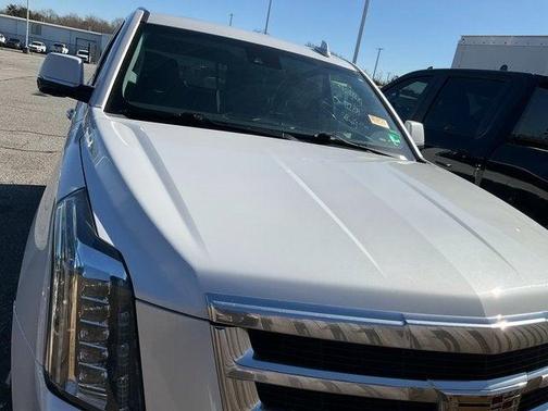 2020 Cadillac Escalade Luxury