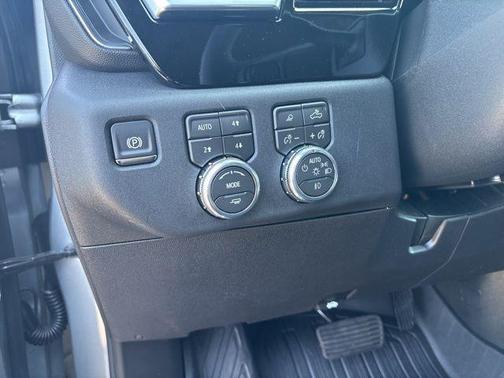 Sterling Metallic 2026 GMC Sierra 2500 SLT