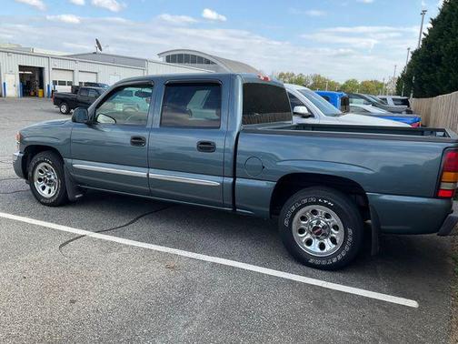 2006 GMC Sierra 1500 SL Crew Cab