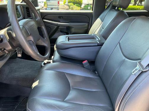 Stealth Gray Metallic 2006 GMC Sierra 1500 SL Crew Cab