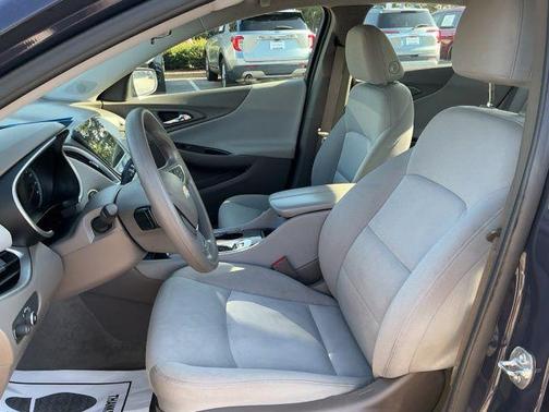 Night Shade Metallic 2025 Chevrolet Malibu FWD 1LT