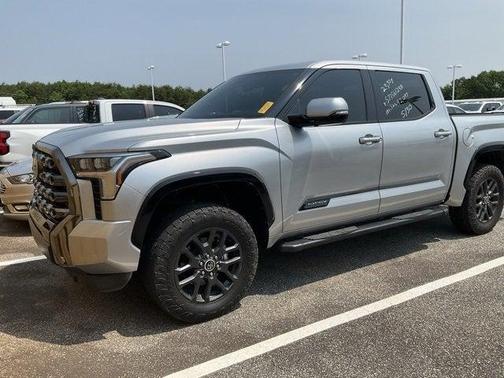 2023 Toyota Tundra Platinum