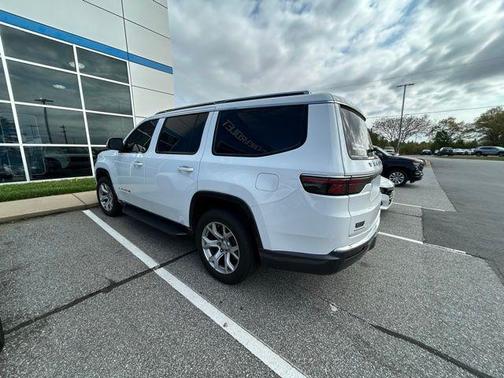 Bright White Clearcoat 2022 Jeep Wagoneer Series II 4x4