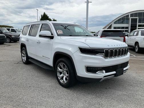 Bright White Clearcoat 2022 Jeep Wagoneer Series II 4x4