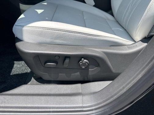 2025 Buick Envision Avenir AWD