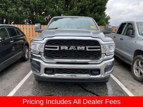 Billet Silver Metallic Clearcoat 2024 RAM 2500 Tradesman Crew Cab 4x4 6'4' Box