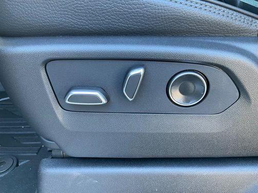 Sterling Metallic 2026 GMC Sierra 2500 Denali