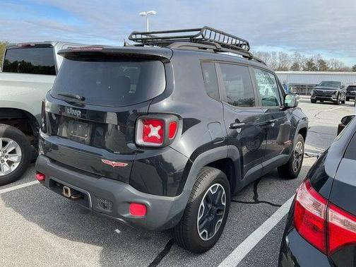 2016 Jeep Renegade Trailhawk