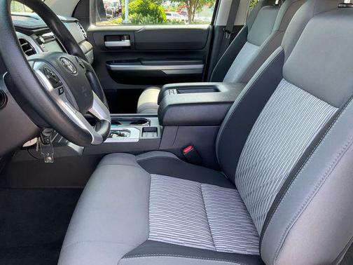 Silver Sky Metallic 2017 Toyota Tundra SR5
