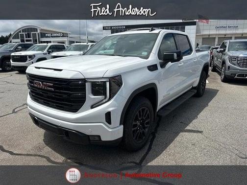 2025 GMC Sierra 1500 Elevation