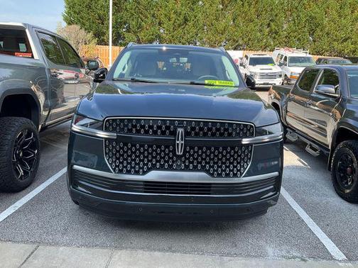 FLIGHT BLUE METALLIC CC 2025 Lincoln Navigator Reserve