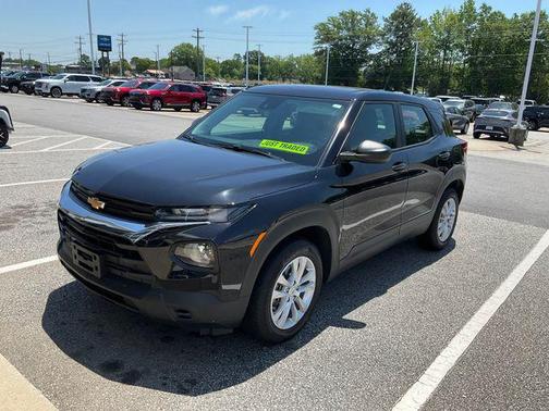 Mosaic Black Metallic 2023 Chevrolet Trailblazer LS